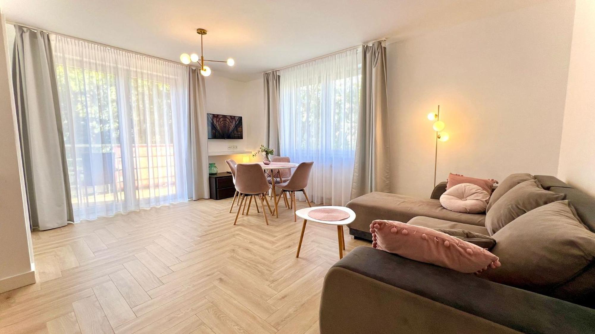 Apartamenty 45Qm Przy Plazy Beach سفينويتشي المظهر الخارجي الصورة